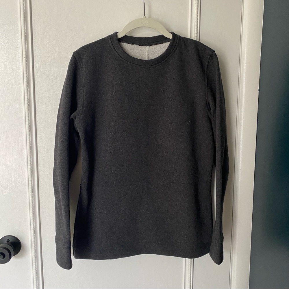 Lululemon Grey Crewneck Sweater - Size 4